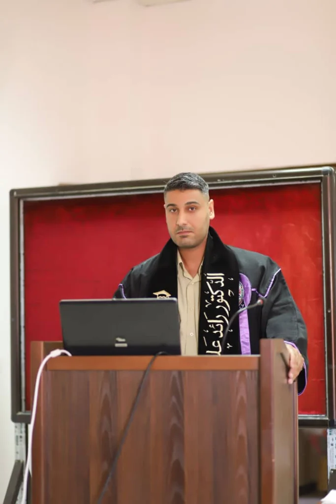 Décerner le grade de doctorat en éducation au chercheur, Raed Ali Khalil, avec la mention « Excellent »