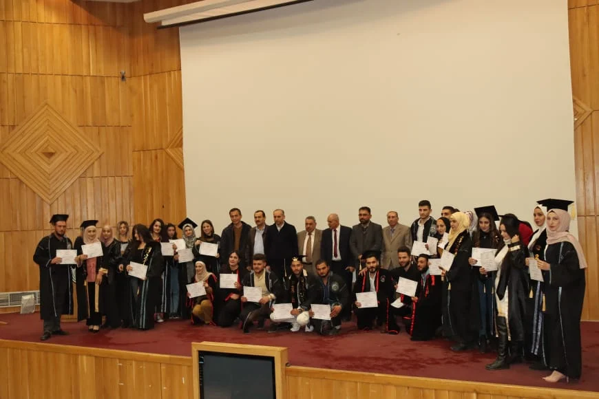 تكريم 41 طالب وطالبة من خريجي كلية العلوم الثانية والتربية الثانية بجامعة البعث