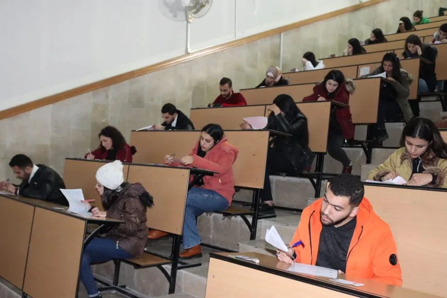 751 طالب وطالبة يتقدمون لامتحان الصيدلة الموحد دورة كانون2022 في مركز جامعة البعث