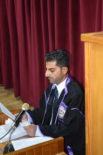 منح الباحث محمد عبدالرحمن الهربش درجة الدكتوراه في اللغة العربية بتقدير امتياز