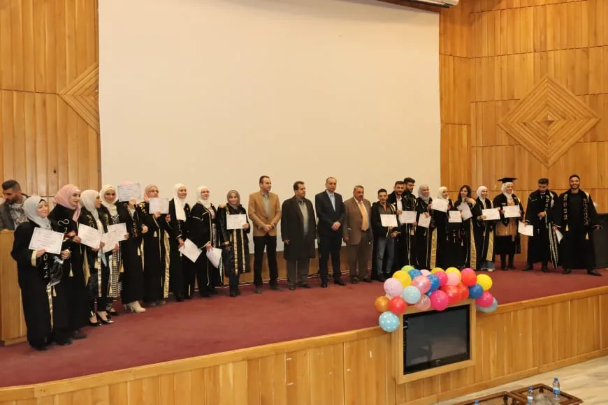 L'Université Al Baath a organisé une cérémonie de remise de diplômes à /25/ étudiants de la Faculté de la Science Appliquée