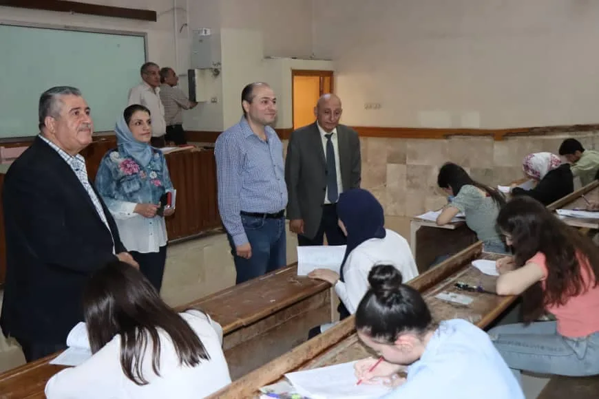 Environ /1050/ étudiants passent les examens de l'année préparatoire à l'Université Al Baath